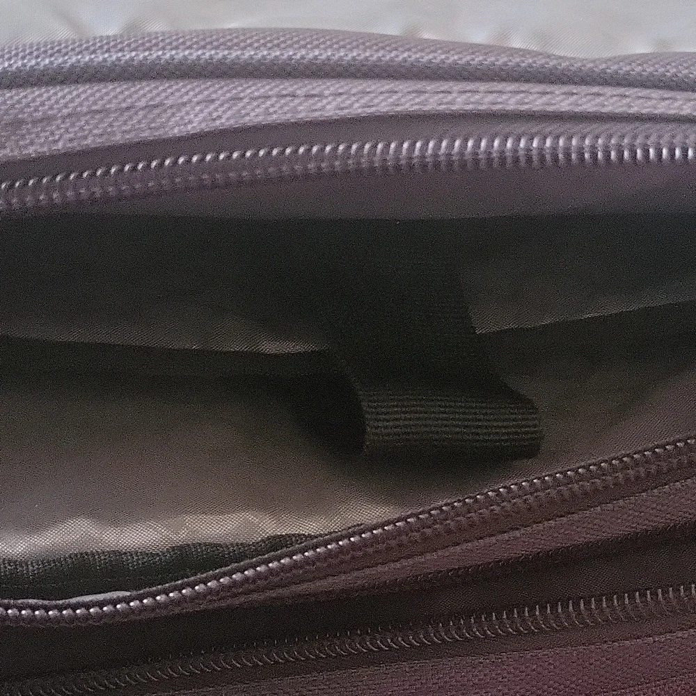 Kenneth Cole Reaction Carry On Trave Office Briefcase Business Bag